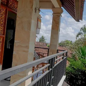 arya-homestay.ubudhotelsnow.com/